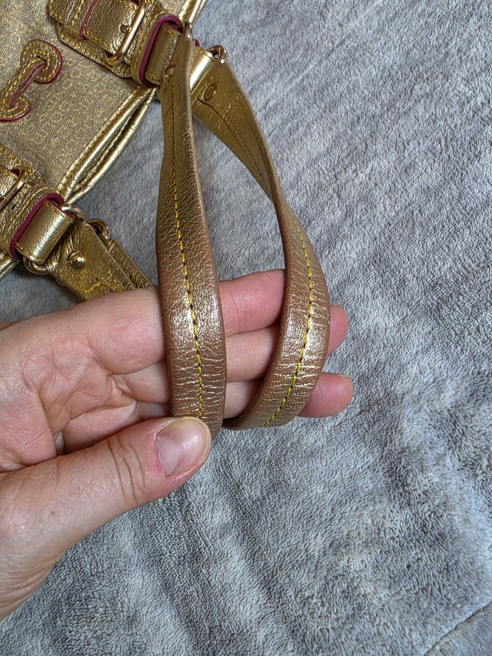 Gold Metallic Satchel Handbag Dooney & Bourke - Picture 3 of 8